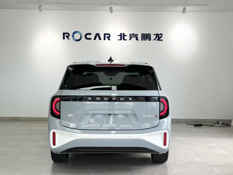 BAIC Arcfox Kaola S, 2024 — фото 5 из 12