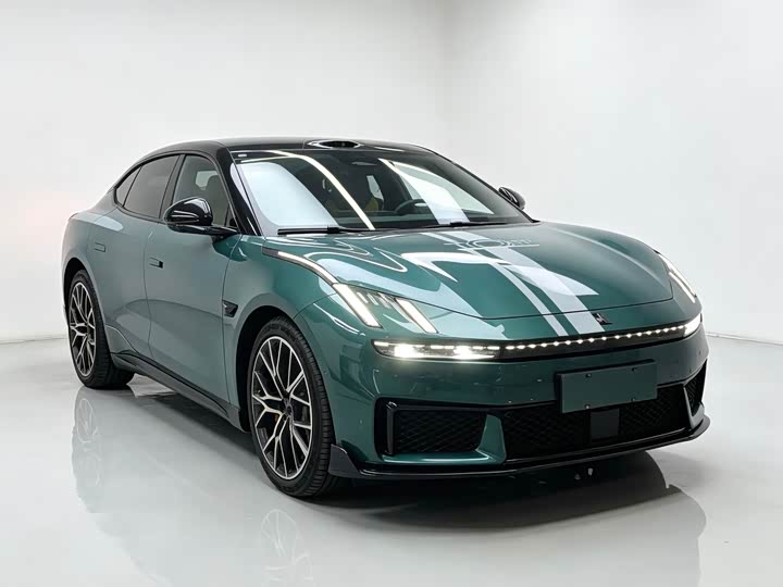 Lynk & Co 30 EM-P Hybrid, 2026 — фото 3 из 9