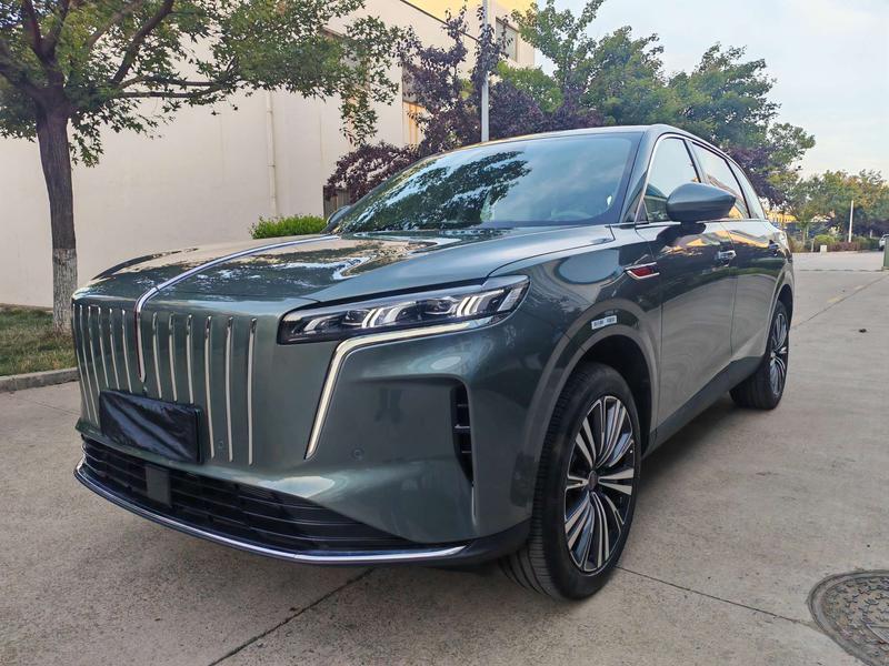 Hongqi HS6 Hybrid, 2025 — купить в Твери под ключ