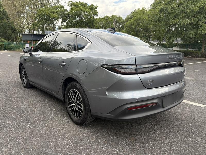 BYD Seal 05 DM-i Hybrid, 2025 — фото 4 из 8