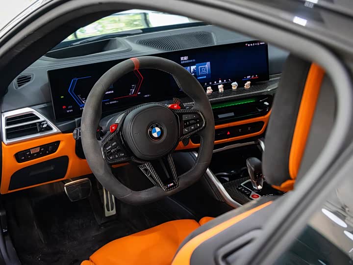 BMW M4, 2025 — фото 8 из 9