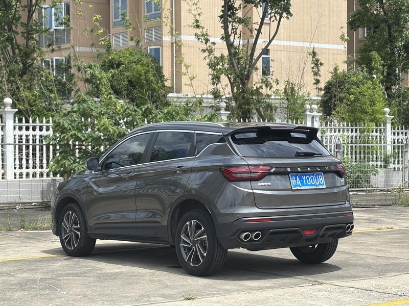 Geely Coolray, 2023 — фото 4 из 11
