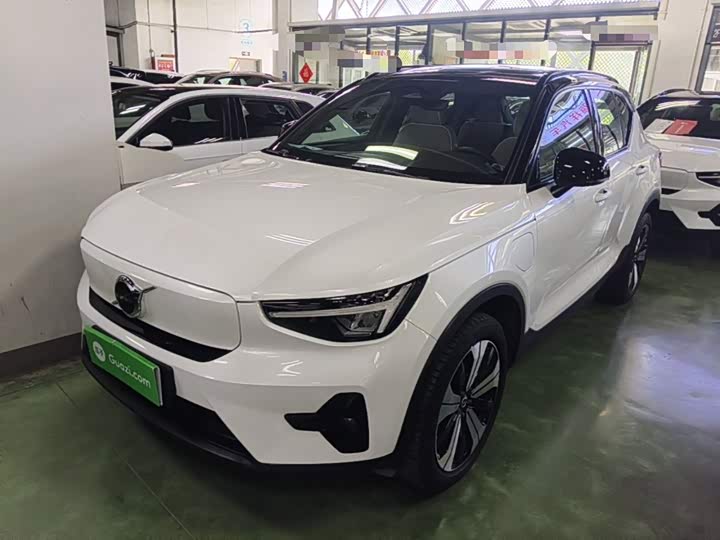 Volvo XC40 EV, 2023 — купить в Самаре под ключ