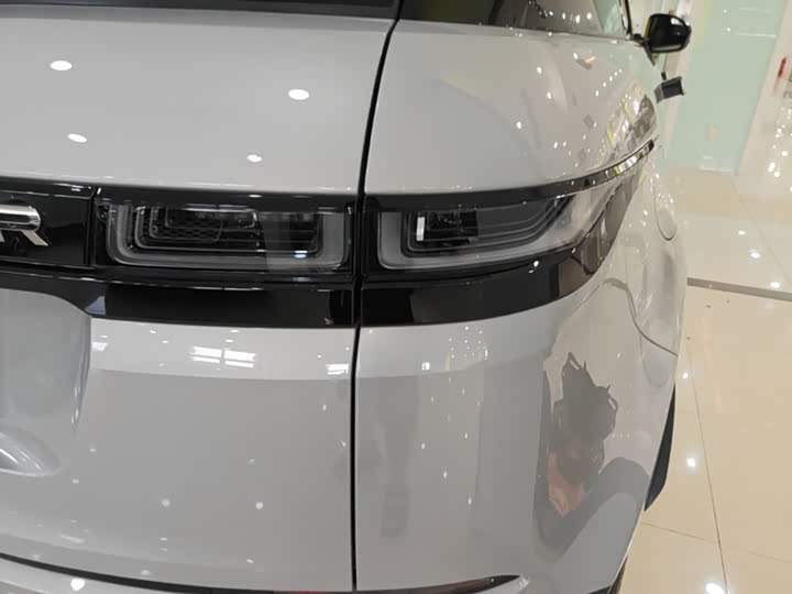 Land Rover Range Rover Evoque L, 2023 — фото 8 из 9