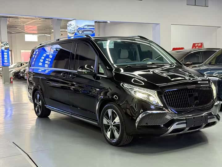 Mercedes-Benz V-Class, 2022 — фото 3 из 9