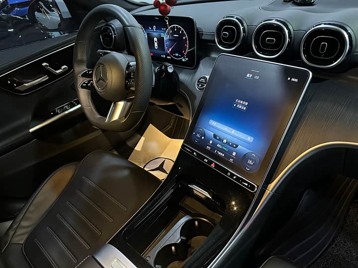 Mercedes-Benz C-Class, 2022 — фото 4 из 9