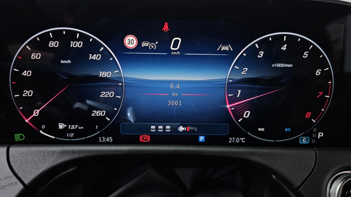Mercedes-Benz E-Class, 2025 — фото 7 из 12