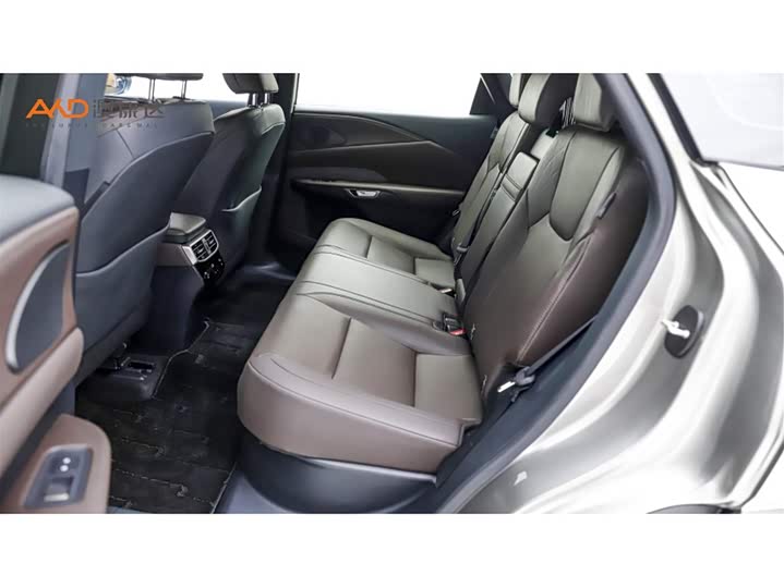 Lexus RX Hybrid, 2023 — фото 7 из 9