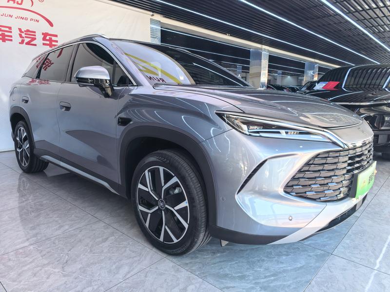 BYD Song L DM-i Hybrid, 2026 — фото 3 из 11