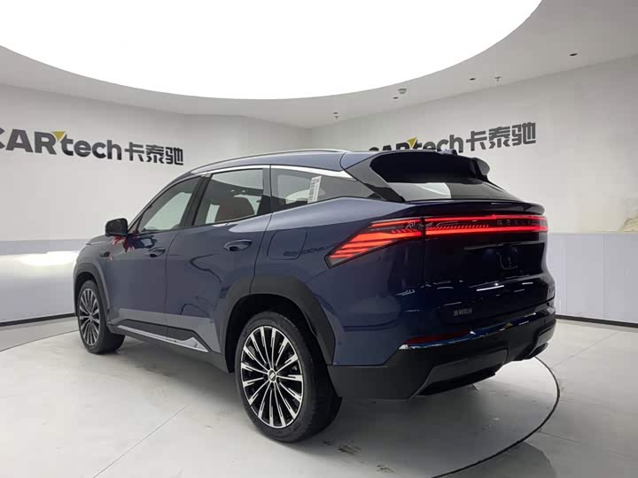 Geely Galaxy M7, 2026 — фото 7 из 9