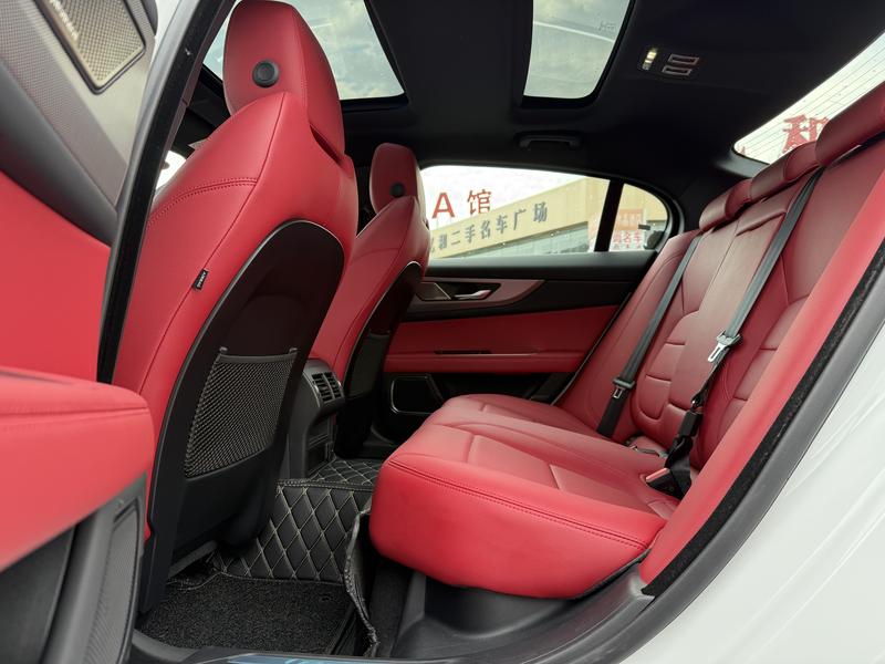 Jaguar XE L, 2024 — фото 9 из 10