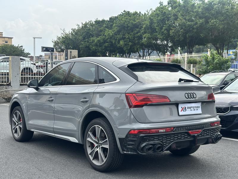 Audi Q5L Sportback, 2023 — фото 4 из 12