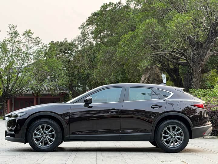 Mazda CX-4, 2022 — фото 4 из 9