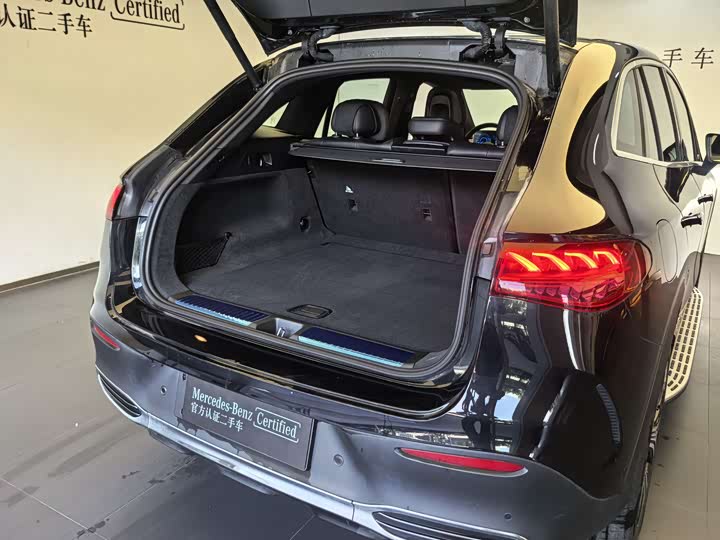 Mercedes-Benz EQE SUV, 2025 — фото 6 из 9