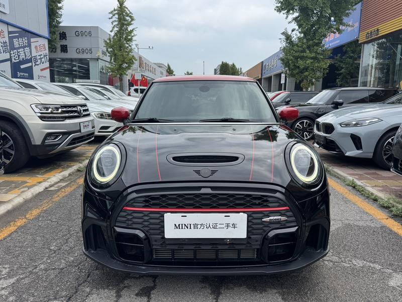 Mini Mini JCW, 2022 — фото 2 из 7