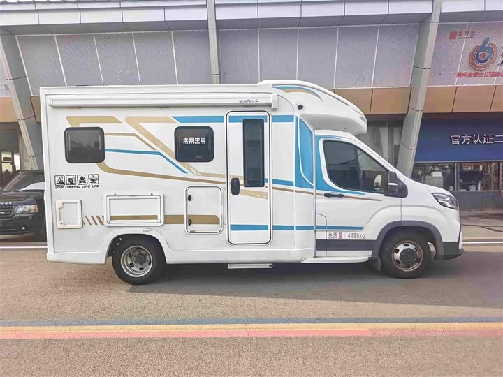 Maxus V90 RV, 2022 — фото 3 из 9