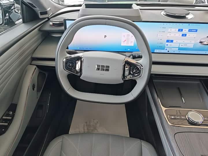 Geely Galaxy E8, 2025 — фото 3 из 9