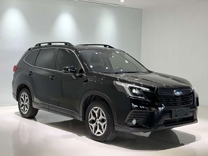 Subaru Forester, 2023 — фото 3 из 9