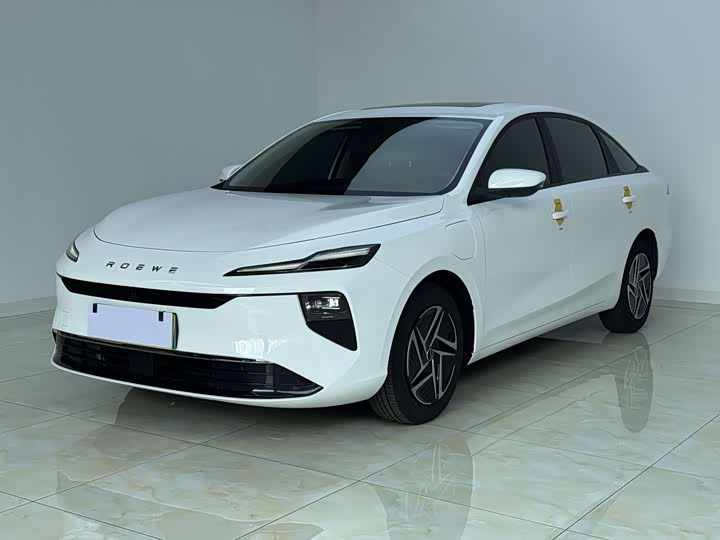 Roewe D6, 2025 — купить в Москве под ключ