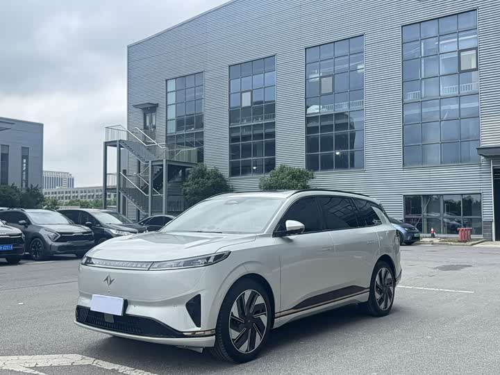 Dongfeng Yipai eπ 008, 2024 — купить в Йошкар-Оле под ключ