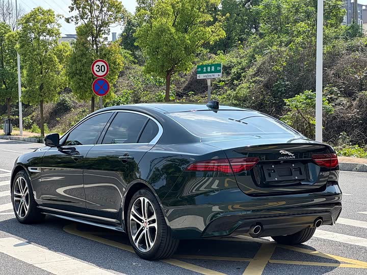 Jaguar XE L, 2023 — фото 6 из 9