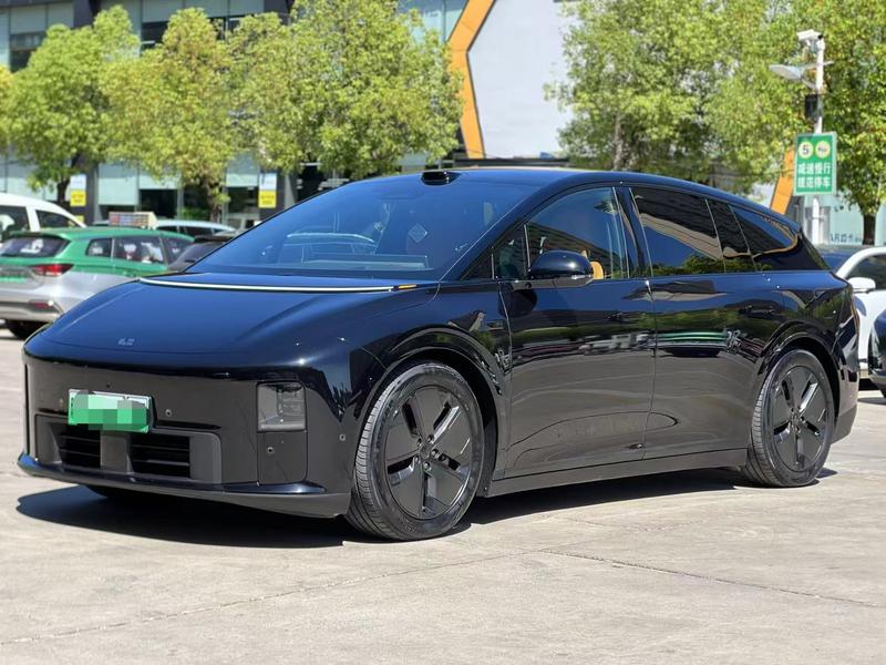 LiXiang i6, 2025 — купить в Санкт-Петербурге под ключ