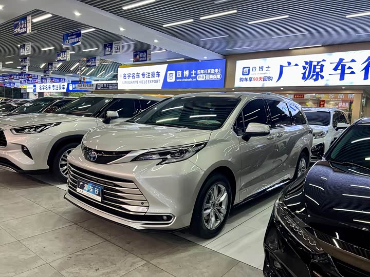 Toyota Sienna, 2021 — купить в Орле под ключ