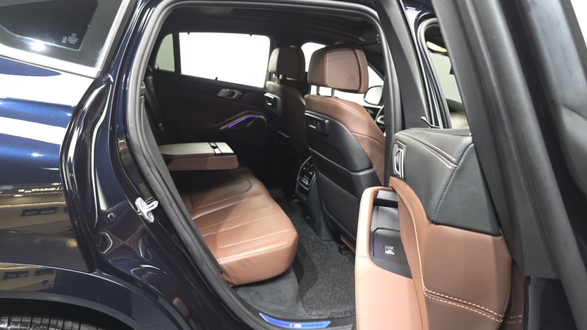 BMW X6, 2023 — фото 11 из 12