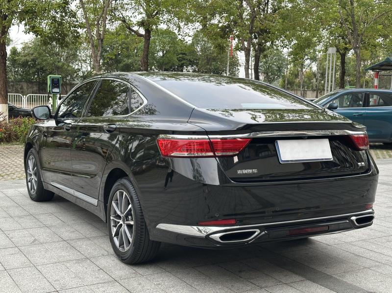 Geely Emgrand GT, 2023 — фото 5 из 12