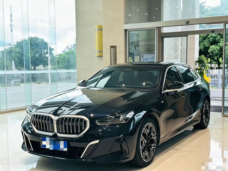 BMW 5 Series, 2023 — купить в Санкт-Петербурге под ключ