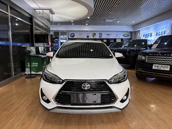 Toyota Yaris L Hatchback, 2022 — фото 3 из 9