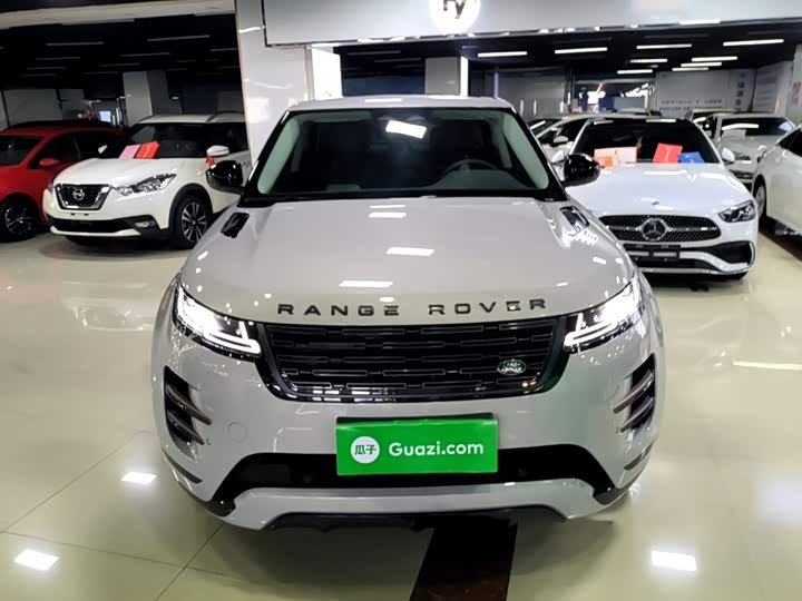 Land Rover Range Rover Evoque L, 2026 — фото 3 из 9