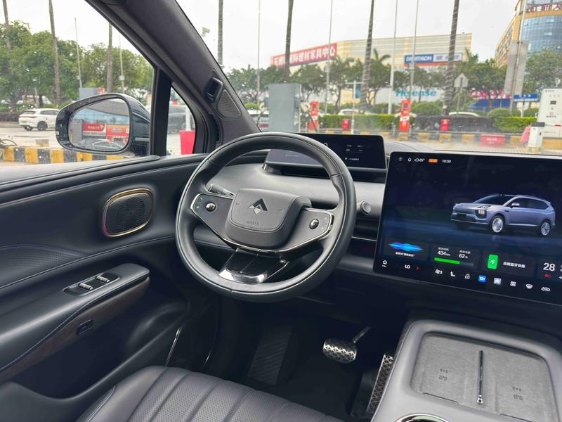 GAC Hyptec HL, 2025 — фото 12 из 12