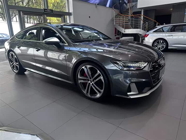 Audi S7, 2025 — фото 2 из 3