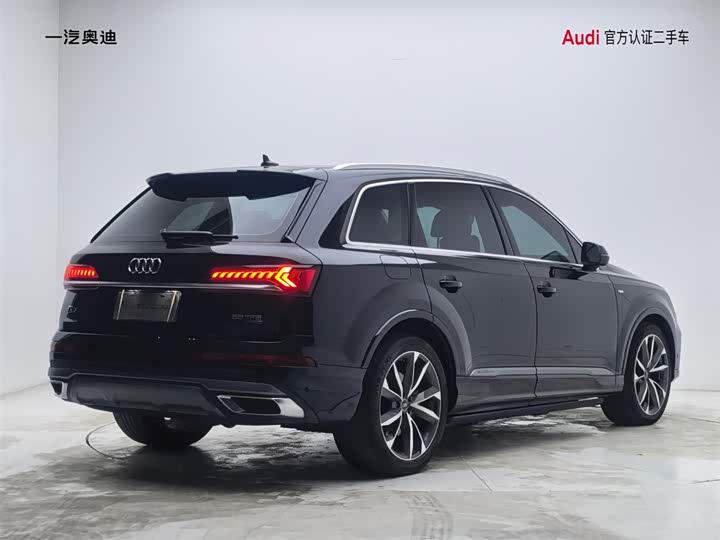 Audi Q7, 2023 — фото 4 из 9