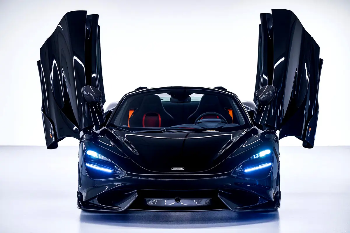 McLaren 765LT, 2022 — фото 2 из 10