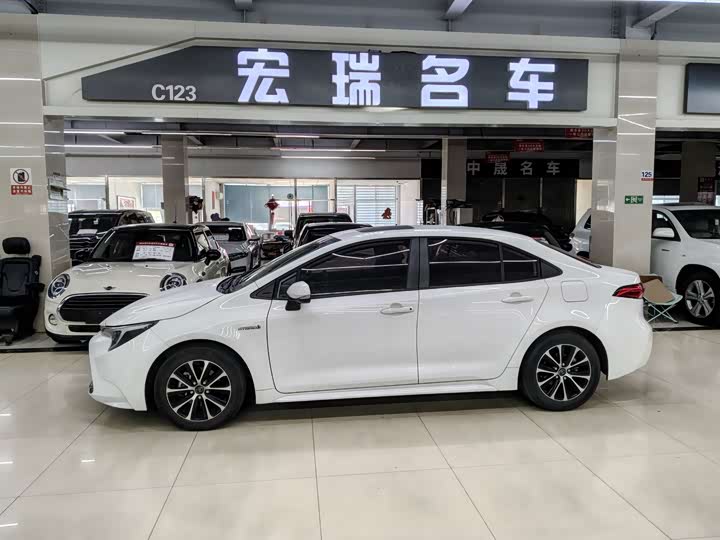 Toyota Levin, 2023 — фото 7 из 9