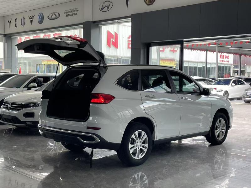 Haval M6, 2023 — фото 6 из 12