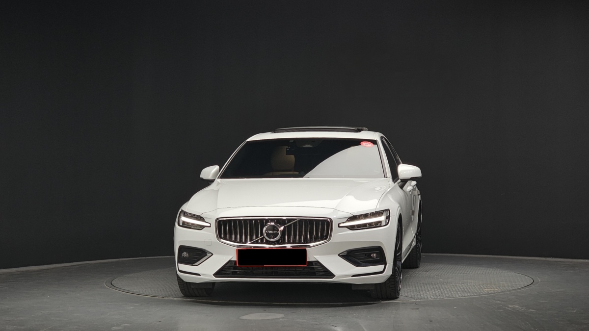 Volvo S60, 2024 — фото 3 из 12