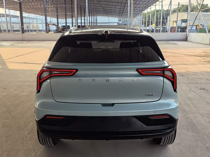 Geely Geometry E Firefly, 2023 — фото 8 из 9