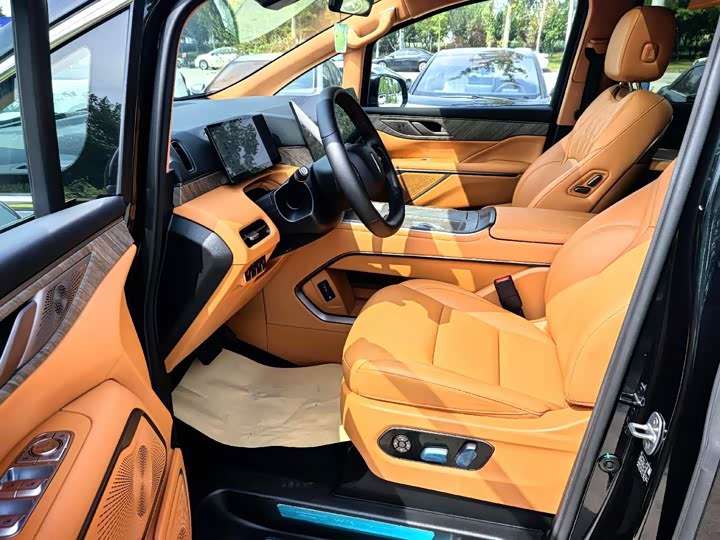 Wey 80 Hybrid, 2025 — фото 6 из 7