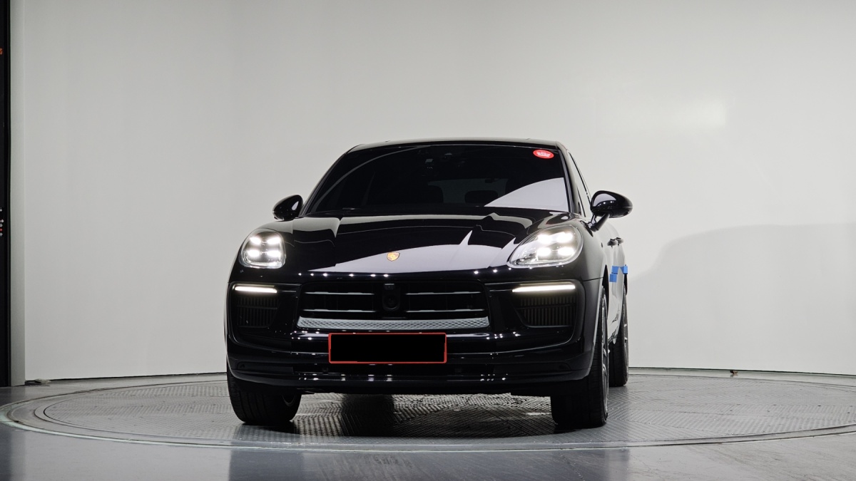 Porsche Macan, 2023 — фото 3 из 12