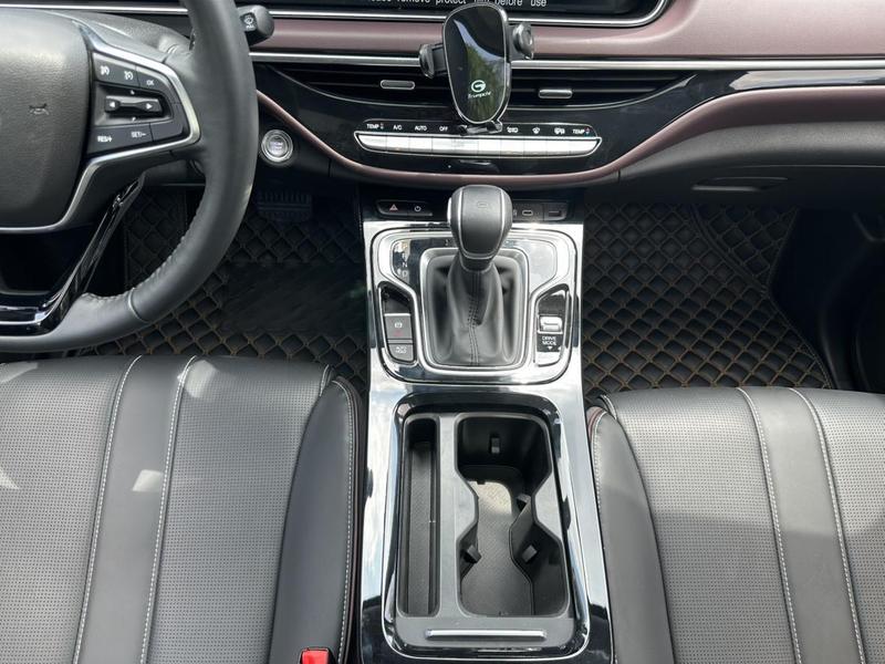 GAC Trumpchi M6, 2023 — фото 11 из 12