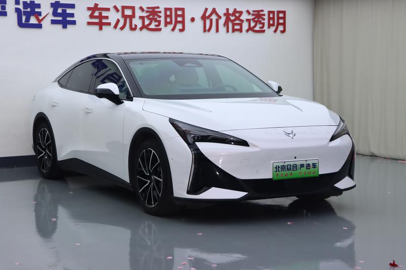 BAIC Arcfox Alpha S5, 2024 — фото 3 из 11