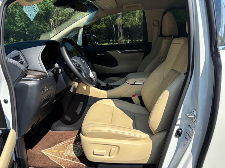 Toyota Vellfire, 2023 — фото 7 из 12