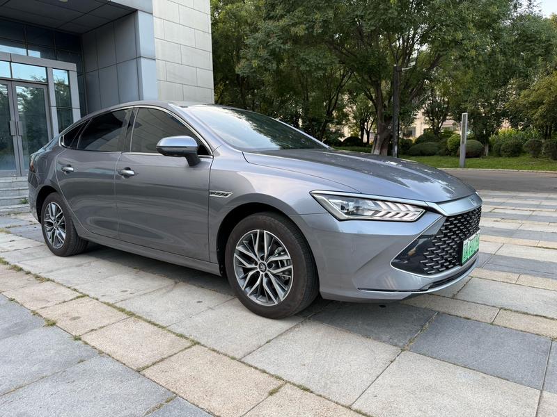 BYD Qin Plus, 2023 — фото 2 из 12