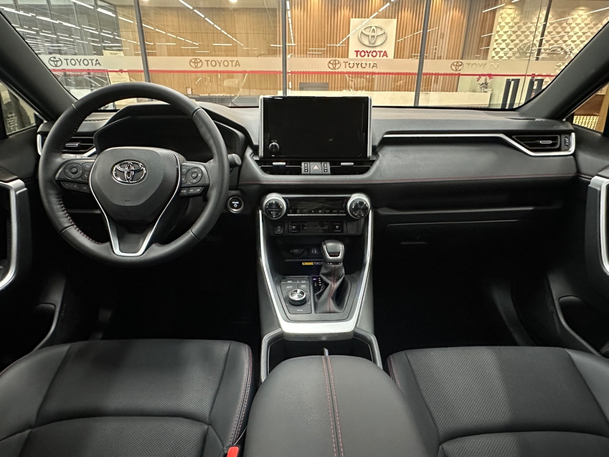 Toyota RAV4, 2025 — фото 7 из 12
