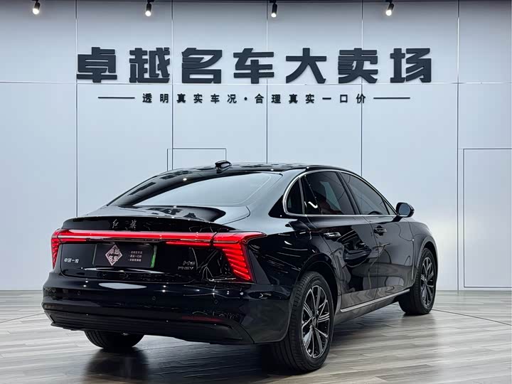 Hongqi H5 Hybrid, 2025 — фото 7 из 9