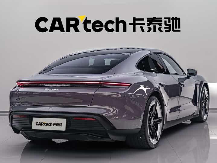 Porsche Taycan, 2024 — фото 2 из 9