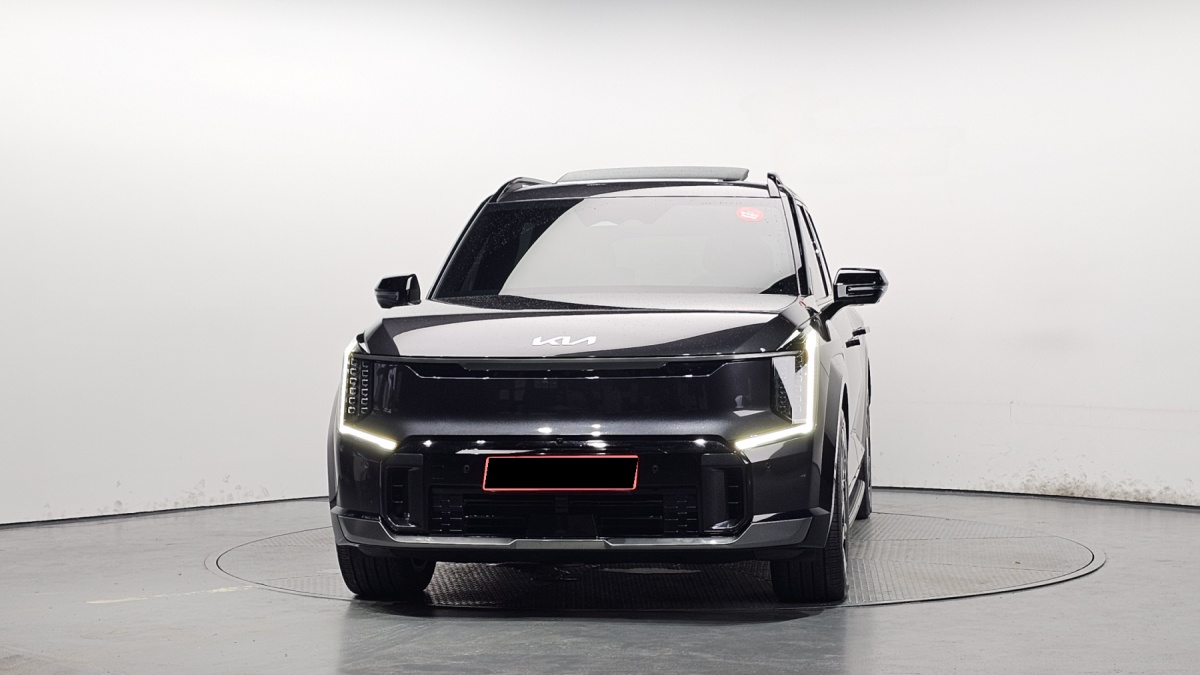 Kia EV9, 2023 — фото 3 из 12
